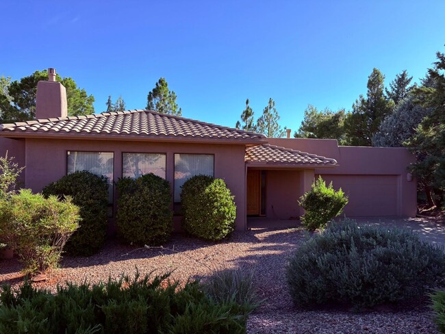 property at 85 Alta Vista Dr