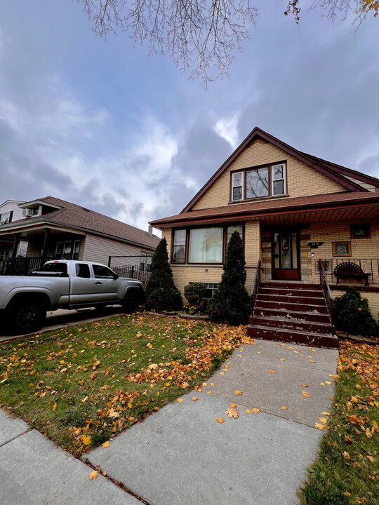 3410 W 60th St in Chicago, IL - Building Photo