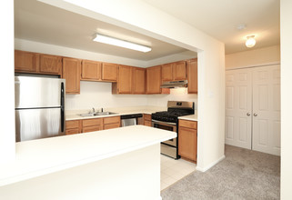 Shenandoah Station in Triangle, VA - Building Photo - Interior Photo