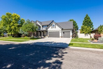 387 N Morning Glory Way in Eagle, ID - Building Photo - Building Photo