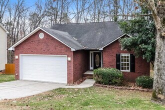 2321 Wednesbury Ct in Kannapolis, NC - Building Photo - Building Photo