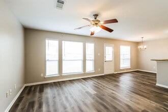 1111 Richcrest Dr in Houston, TX - Foto de edificio - Building Photo