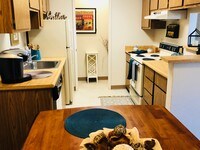 Building Photo - Valley Oak Apartments in Modesto, California
