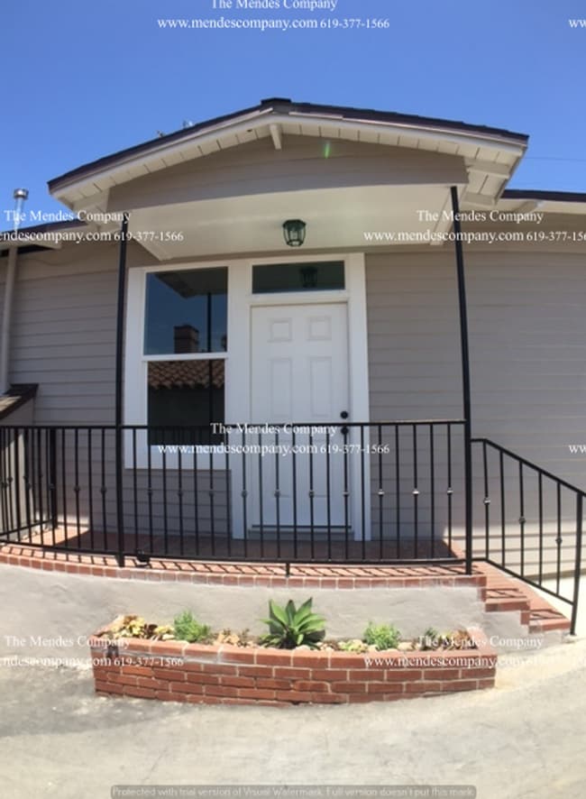 property at 2371 1/2 State St