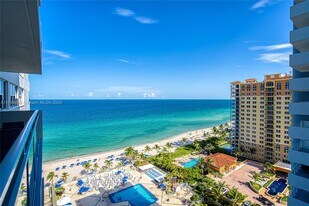 2030 S Ocean Dr in Hallandale Beach, FL - Building Photo