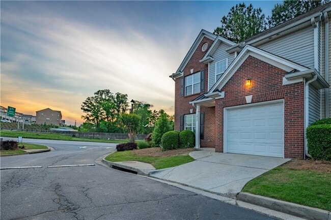 2432 Avery Park Ct in Doraville, GA - Building Photo - Building Photo