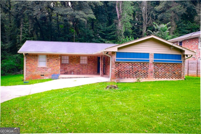 3682 Rockbridge Rd SW in Stone Mountain, GA - Building Photo - Building Photo
