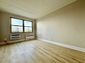 111 N 3rd Ave in Mount Vernon, NY - Building Photo - Building Photo
