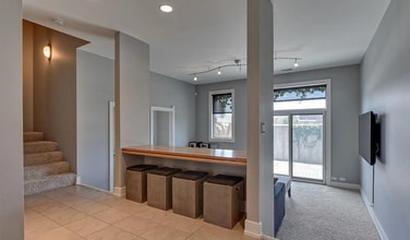 908 S 12th Ct in Omaha, NE - Building Photo - Building Photo