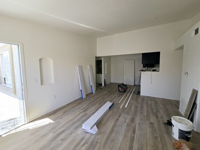 property at 3318 N Decatur Blvd