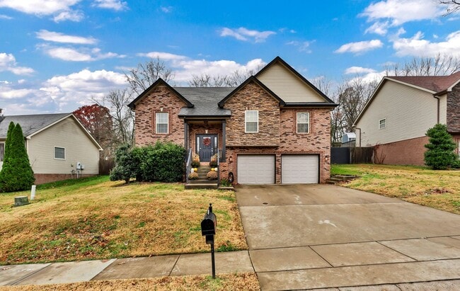 1838 Patricia Dr in Clarksville, TN - Building Photo - Building Photo