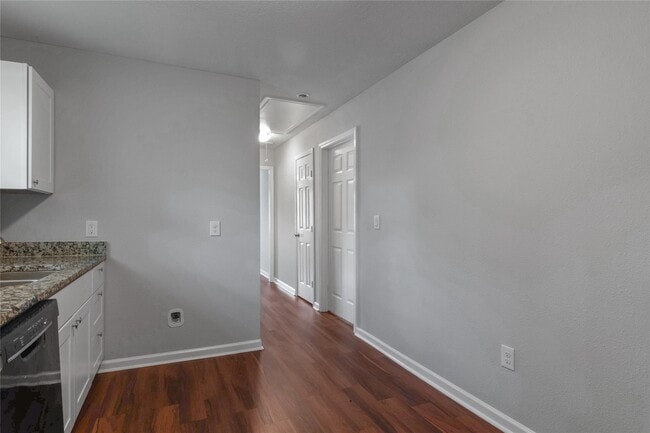 3621 Mainer St in Houston, TX - Building Photo - Building Photo