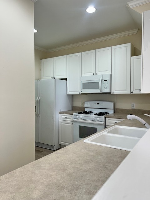 2113 Thornblade Dr in Raleigh, NC - Building Photo - Building Photo