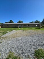 2104 Hatcher Rd in Sherwood, AR - Building Photo