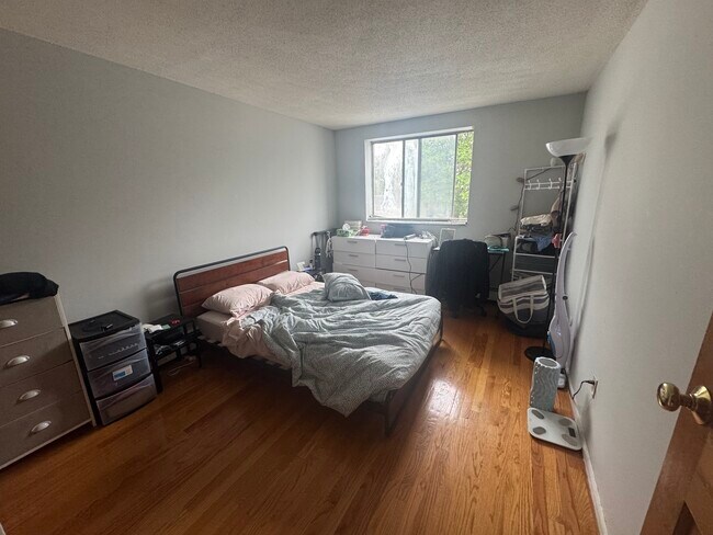 14 Murdock St, Unit 27 in Somerville, MA - Building Photo - Building Photo