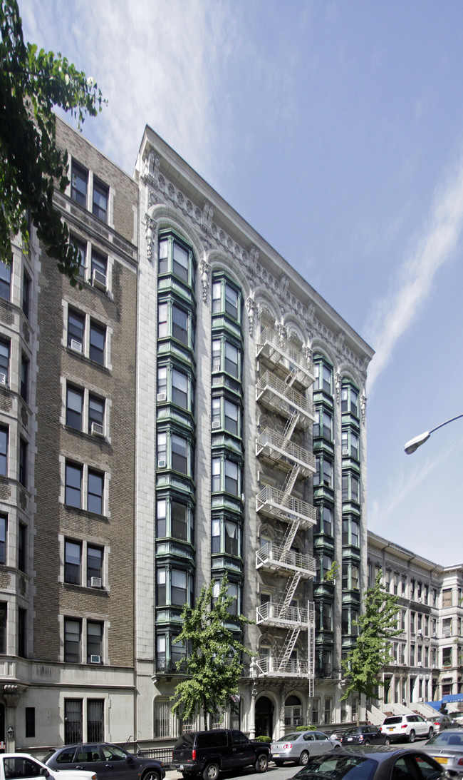 536 W 113th St in New York, NY - Building Photo - Building Photo