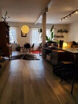 2509 W Augusta Blvd, Unit 2F in Chicago, IL - Building Photo