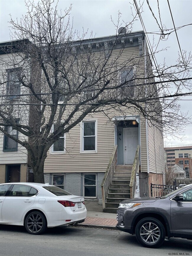 94 Dana Ave-Unit -1st FL in Albany, NY - Building Photo - Building Photo
