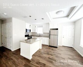 2211 Taxco Ct in Edinburg, TX - Building Photo - Building Photo