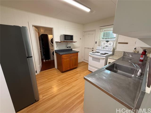 1446 Alewa Dr in Honolulu, HI - Building Photo