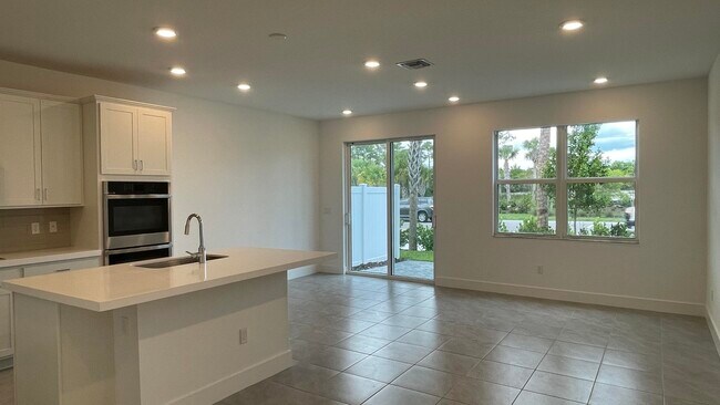 property at 209 Preserve Trl S