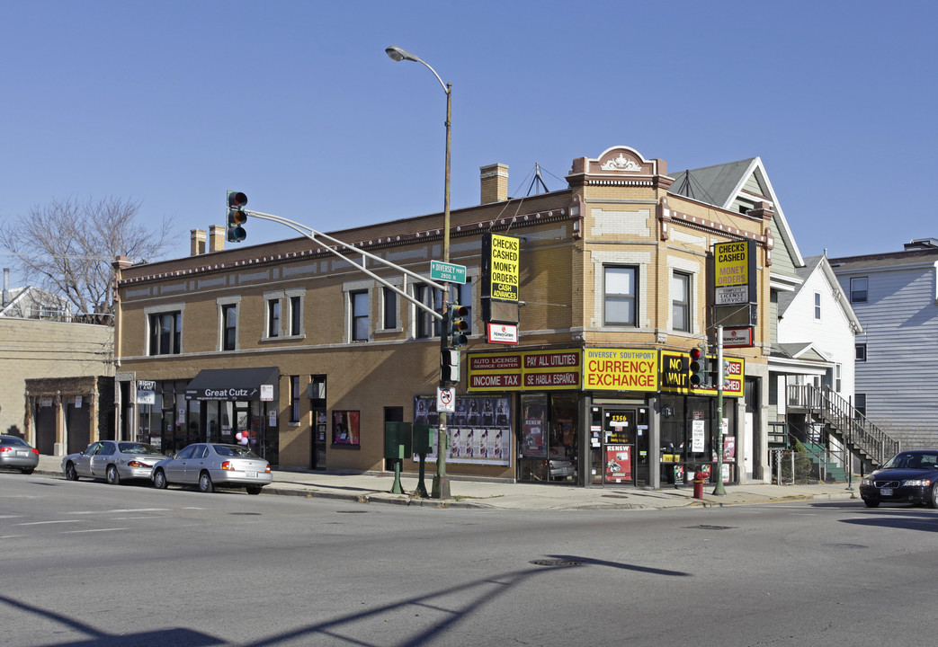 1356 W Diversey Pky in Chicago, IL - Building Photo