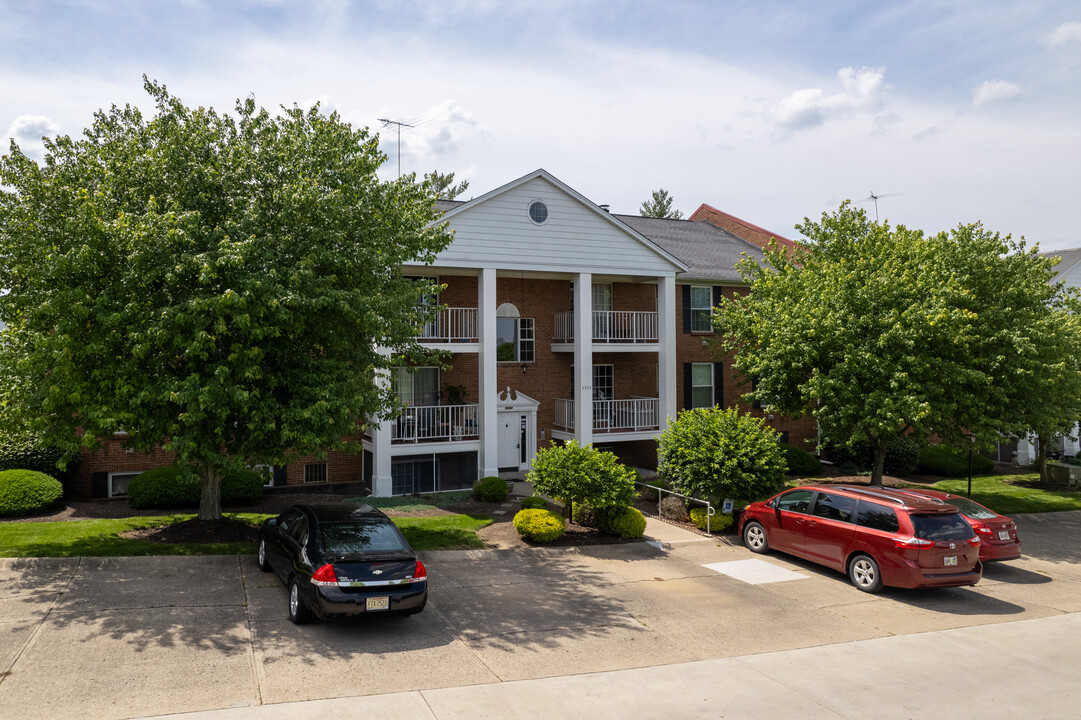 Canterbury Row Condominiums in Cincinnati, OH - Foto de edificio