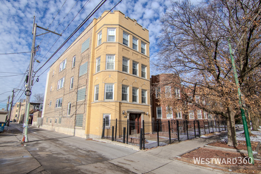 6412 N Seeley Ave in Chicago, IL - Building Photo