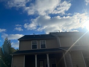4889 Robinson Square Dr NW in Acworth, GA - Foto de edificio - Building Photo