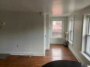 137 N West St in Carlisle, PA - Building Photo - Building Photo
