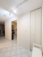 70 W Huron St, Unit 1210 in Chicago, IL - Building Photo - Building Photo