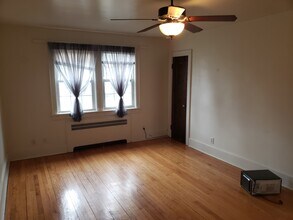 349 Kenwood Ave in Delmar, NY - Building Photo - Building Photo