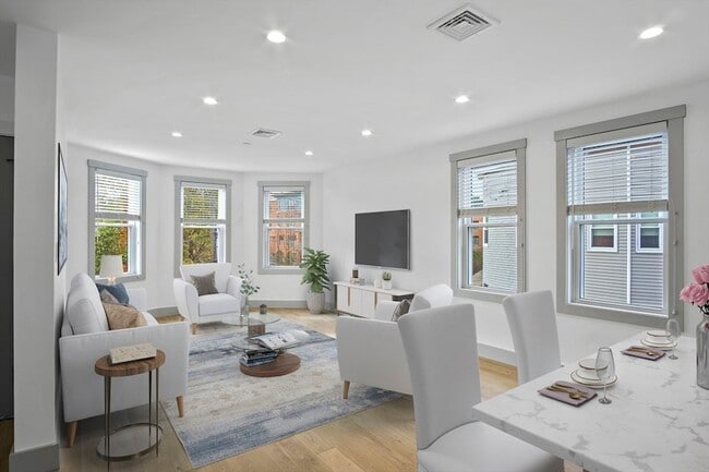 26 Crescent Ave, Unit 3 in Boston, MA - Building Photo - Building Photo