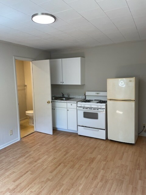 7807 OH-56, Unit A in Athens, OH - Foto de edificio - Building Photo