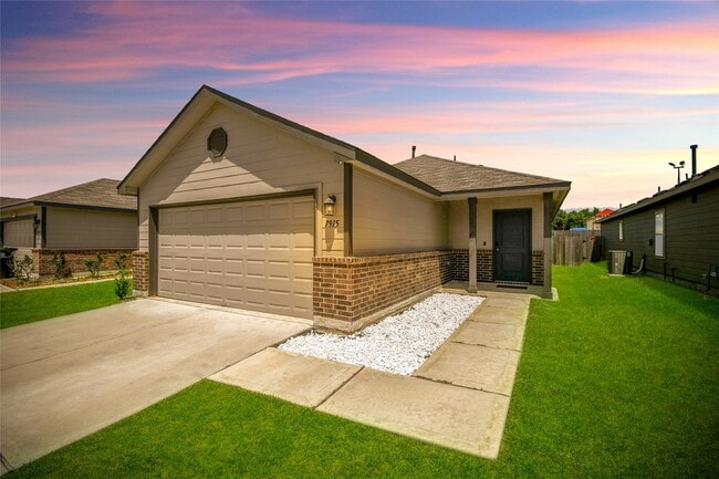 property at 7915 Meadow Cranesbill Ln