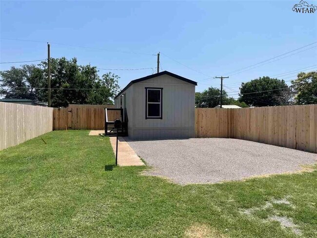 property at 1007 S Wall St