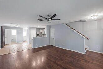 2300 Melissa Oaks Ln in Austin, TX - Building Photo - Building Photo