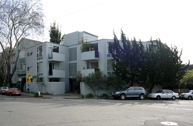 2901 Claremont Ave in Berkeley, CA - Building Photo - Building Photo