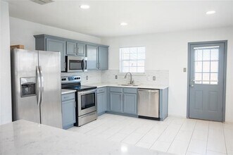 10008 Cougar Tr in Fort Worth, TX - Building Photo - Building Photo