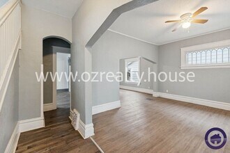 3936 Woodhaven Dr in Toledo, OH - Building Photo - Building Photo