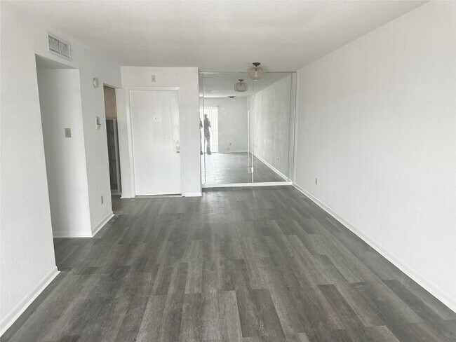 property at 2824 S Bartell Dr