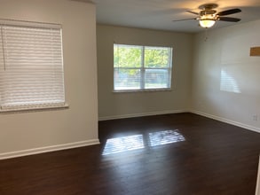 3921 Sabine Ave in Texarkana, TX - Building Photo - Building Photo