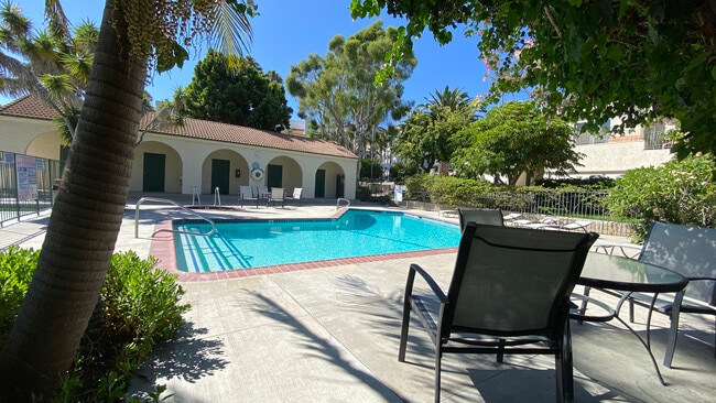 6474 Cavalleri Rd, Unit 6474 in Malibu, CA - Building Photo - Building Photo