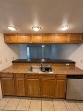 2273 Burnway Rd in Haines City, FL - Foto de edificio - Building Photo