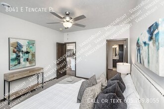 8041 E Tencate Pl in Sioux Falls, SD - Building Photo - Building Photo