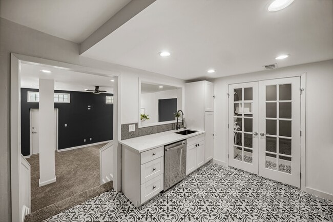 property at 2602 Washington Ave