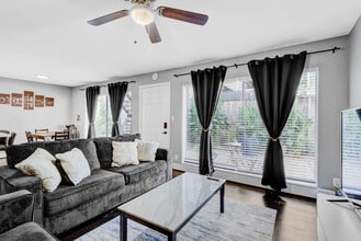 2216 Hazard St in Houston, TX - Foto de edificio - Building Photo