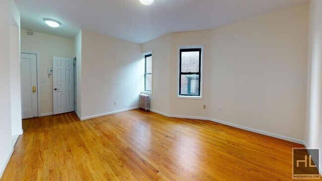 EAST 38 STREET, Unit 1A in New York, NY - Building Photo - Building Photo