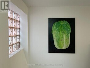 60 Beverley St in Toronto, ON - Building Photo - Building Photo