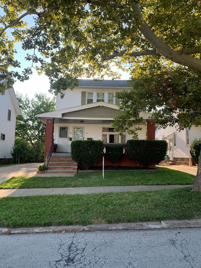 4646 E 86th St in Garfield Heights, OH - Building Photo - Building Photo